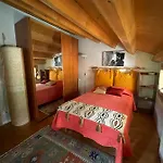 La Casa Del Glicine Pensión 3*
